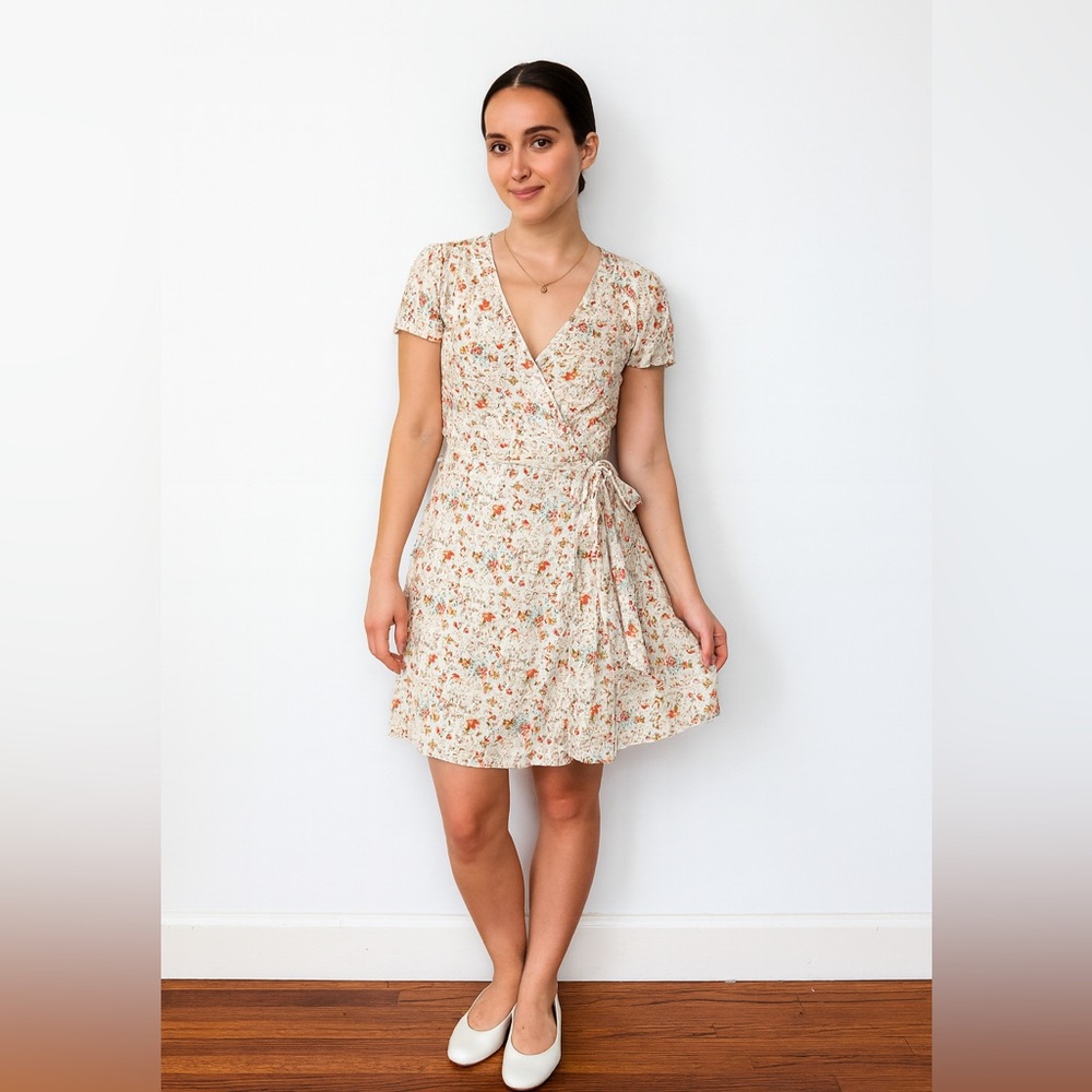 Monte Floral Print Wrap‎ Dress. Small